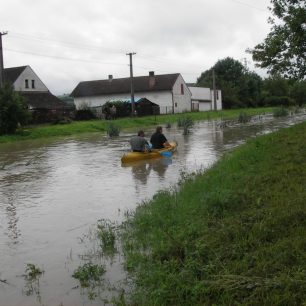 Klenice – odtud to půjde skoro až do Jizery