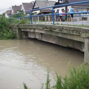 Klenice – odtud to půjde skoro až do Jizery