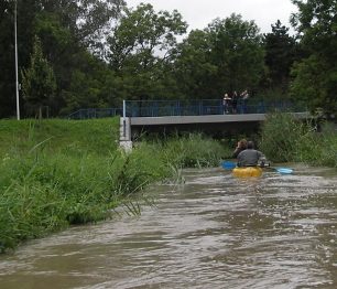 Klenice – odtud to půjde skoro až do Jizery