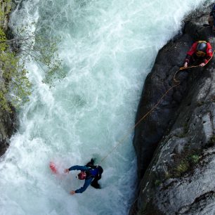 Vozíte na vodu všechno, co je potřeba