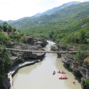 Řeka Vjosa v Albánii / F: archiv Víla