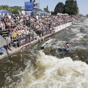 Závody Českého poháru Skupiny ČEZ ve vodním slalomu, Praha - Troja / F: Martin Hladík, kanoe.cz