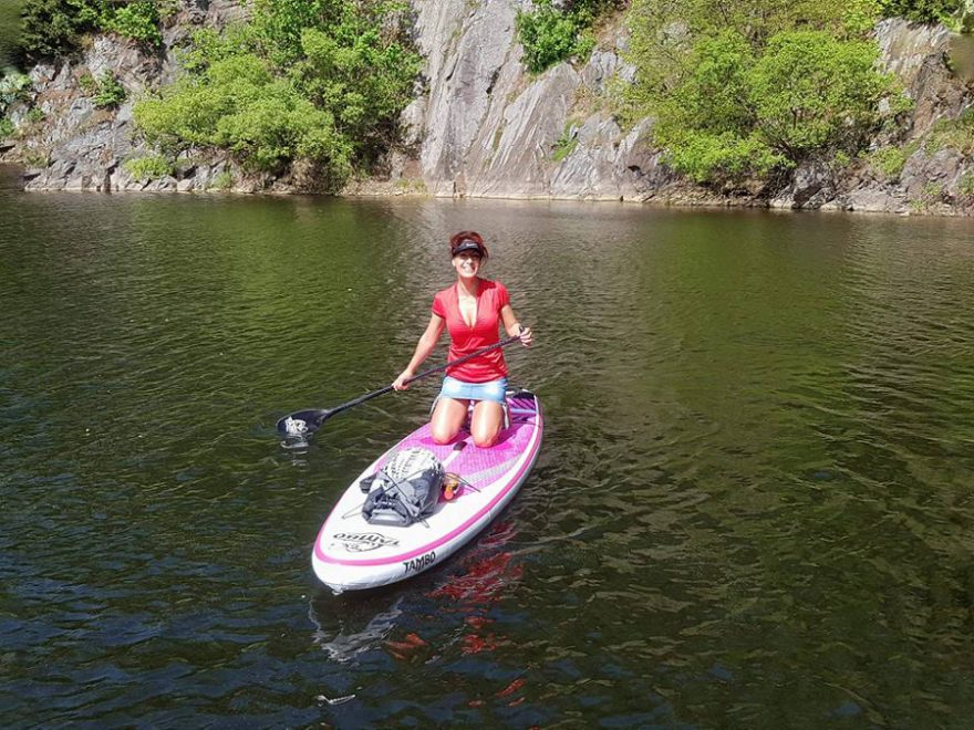 Ze začátku můžete pádlovat i v kleče