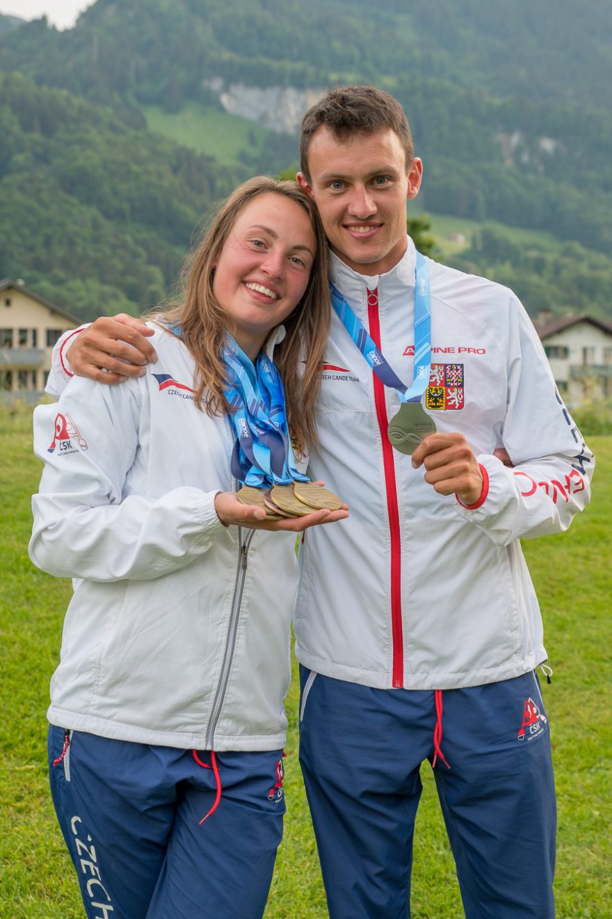 Martina Satková s bratrem Adamem