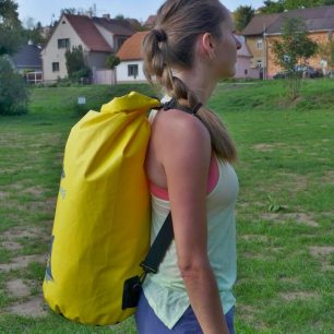 40 litrový Mobilwag se nosí pohodlně i na delší vzdálenosti