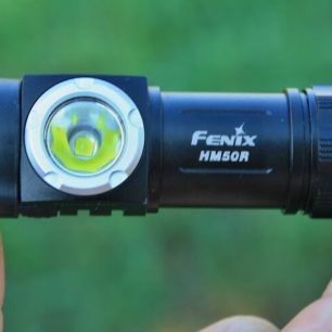 Po odstranění pásku lze čelovku použít i jako malou kapesní svítilnu