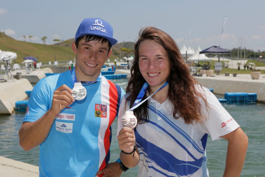 Stříbrný Jiří Prskavec a bronzová Tereza Fišerová / F: Martin Hladík