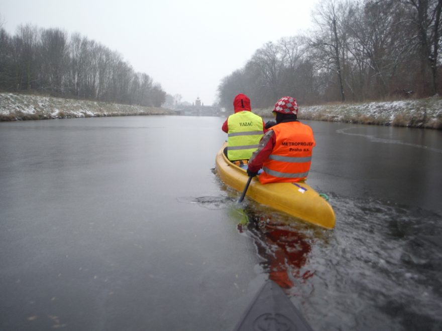 Cestu si občas razíme i ledem