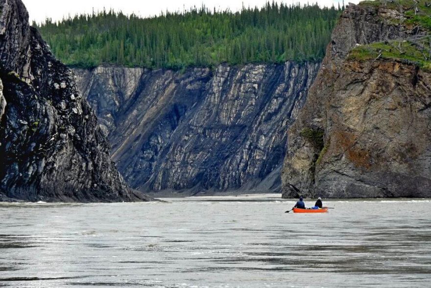 Někdy se řeky zaříznou do krajiny a vy plujete krásnými kaňony