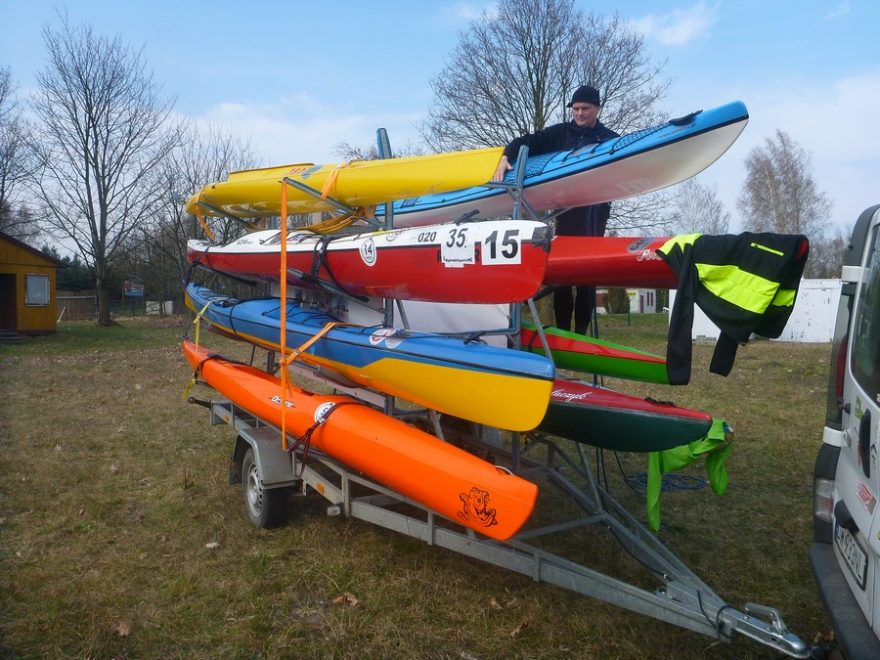 Nakládáme lodě / F: Petr Smítka