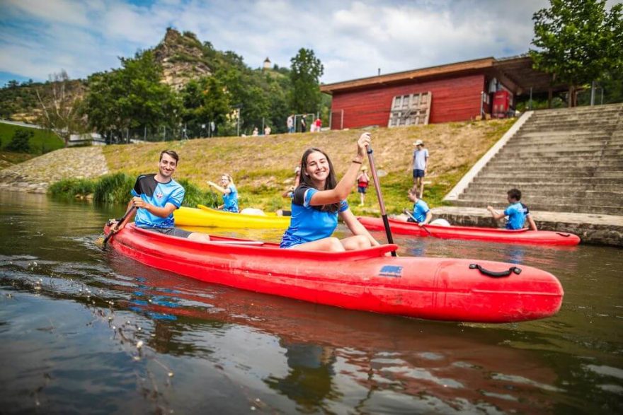 První záběry pádlem, vyplouváme z Vodáckého centra Znojmo / F: Vodácké centrum Znojmo