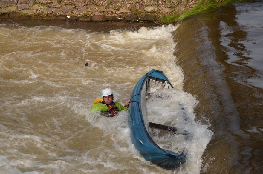 I malý jízek dokáže vytvořit silný válec, který podrží cokoliv / F: Petr Ptáček, www.raft.cz