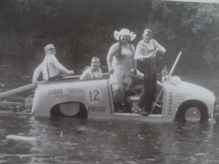 Z historie Plavby kuriozních plavidel