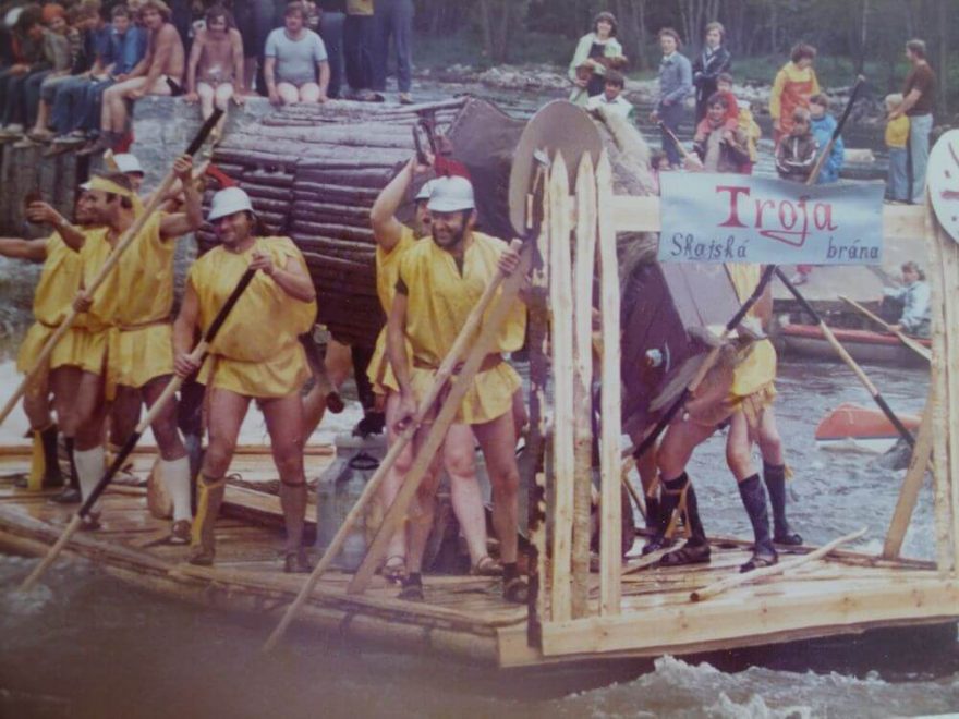 Z historie Plavby kuriozních plavidel