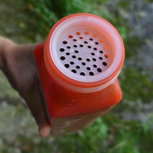 Sítko na hrubé nečistoty v hrdle lahve S3