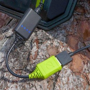 Modré diody označují aktuální výkon