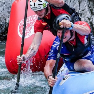 Open men RK Hodonin v závodě H2H / F: International Rafting Federation
