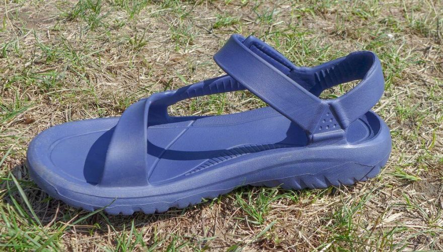 Sandály z vnitřní strany