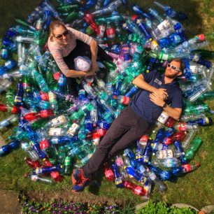 Sběr PET lahví byl pro Tomáše první výzvou