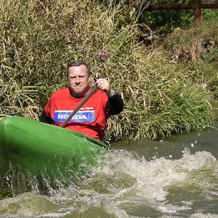 Zamykání Ohře 2019 - vody bylo dost a tak jsme se občas pěkně zhoupli