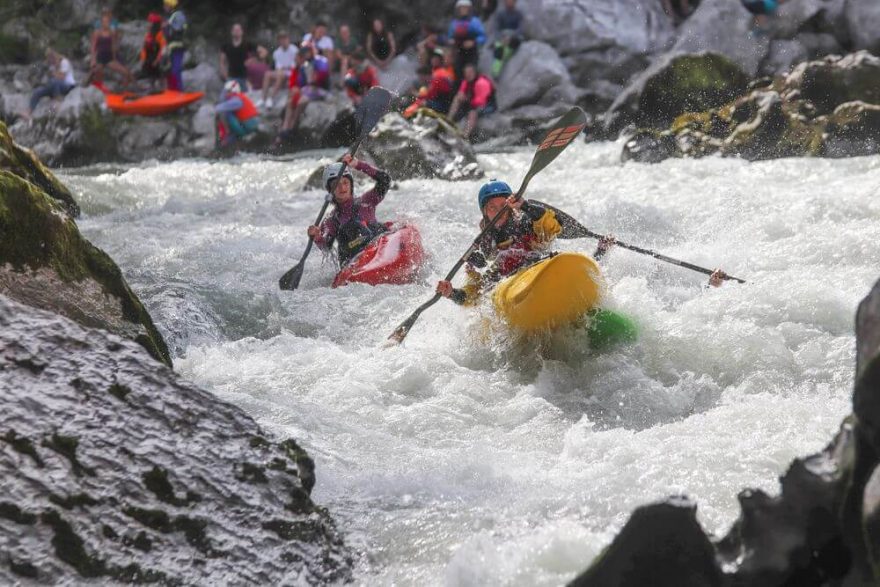 Souboje v kayakcrossu žen byly někdy opravdu tvrdé / F: Marco Kruis
