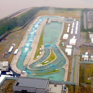 Celkový pohled na tokijský vodácký areál / F: www.facebook.com/CanoeSlalomTeamSlovakia