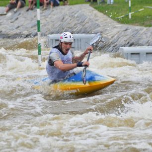 Domácí trať! Tady už po revitalizaci, díky které je daleko lepší, než když jsem na ní vyrůstal. Ale zase dřív jsme měli kolovadlo, nikde a nikdy už jsem nezažil tak dobrou vlnu...