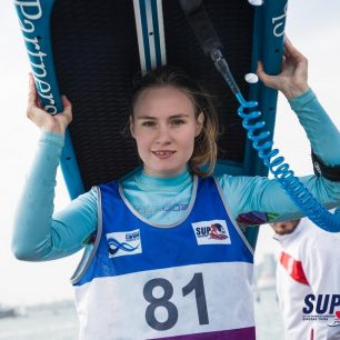 Funkce caddyho zatím nebyla zavedena, každý si tedy nese své prno sám