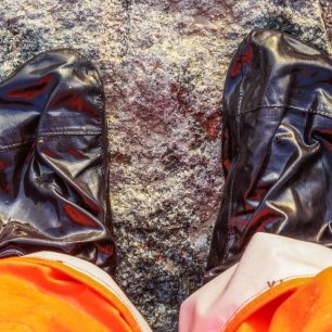 Ponožky kopírují tvar nohy a jsou vyrobeny z příjemného materiálu