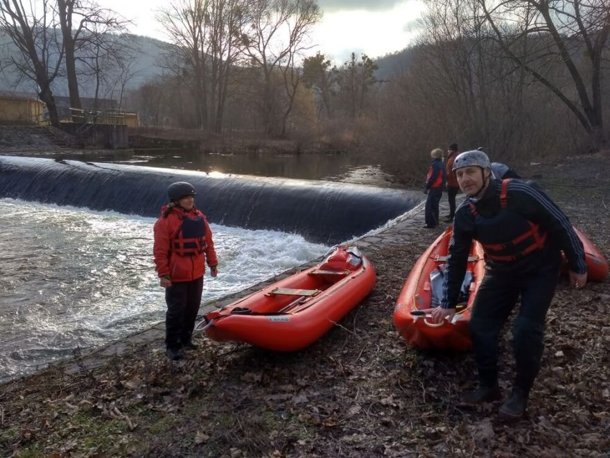 Nesjízdný jez v Jakubčovicích nad Odrou / F: archiv Hrab Boats