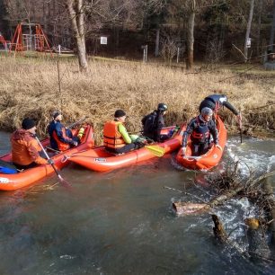Bacha na bobra! / F: archiv Hrab Boats