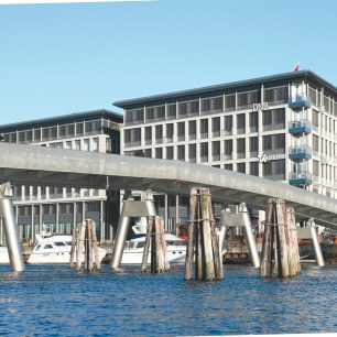 Moderní architektura nnedaleko přístavu