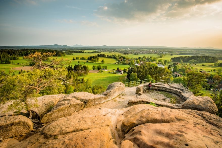 Juliina vyhládka ve Vranovských skalách pod kopcem Ralsko