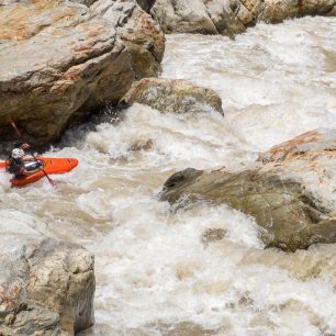 Nezbývá než hledat lajnu mezi velkými kameny / F: Jakub Kajman Šedivý