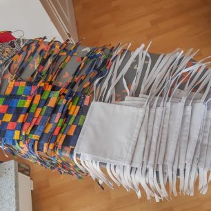 Roušky od vodácké půjčovny Sázava-Tour