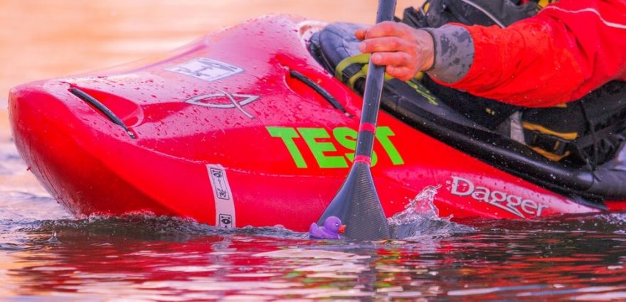 Nácvik zasazení pádla do přesného místa za pomoci kačenky / F: Jirka Klán