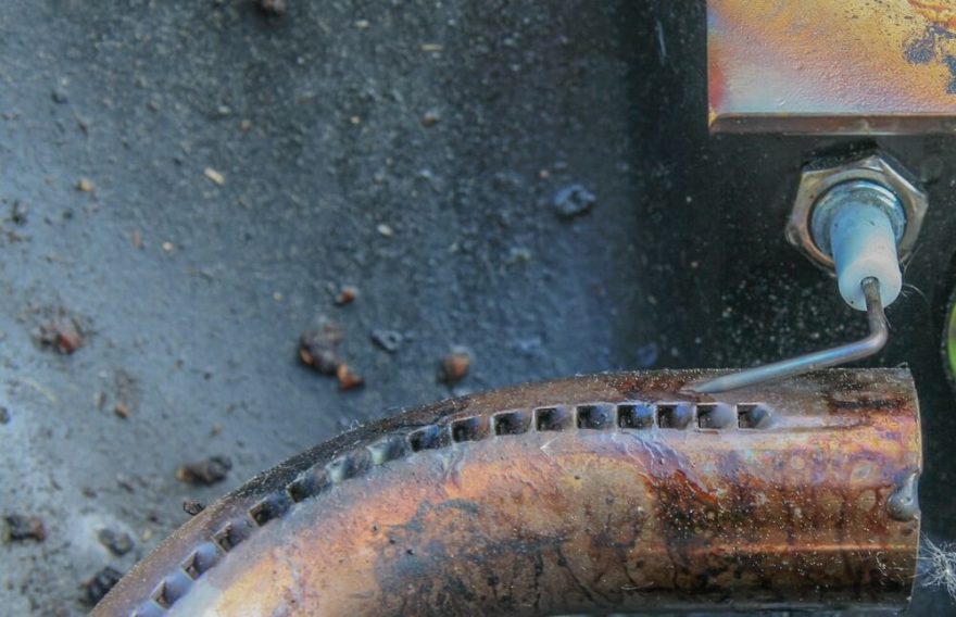 Detail piezo zapalování