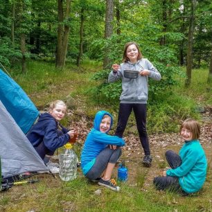 Nejen plavba, i táboření je pro děti zážitek / F: Jiří Králík