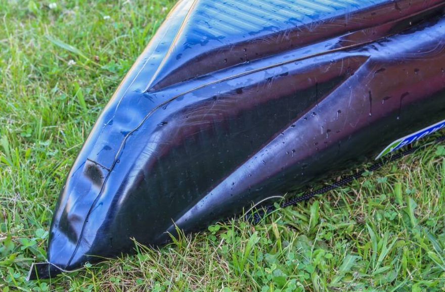 Tvarování zádě pomocí technologie drop-stitch