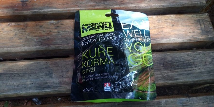 Takhle vypadá hotové jídlo Adventure Menu - READY TO EAT, které váží 400 gramů / F: Vojta Dvořák