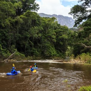 Parádní peřeje obtížnosti WW IV–V v džungli / F: David Vory Sodomka