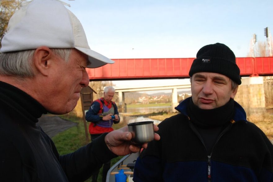 Zahřátí před vyplutím jsme provedli i přes slunečné počasí / F: Tonda Junek