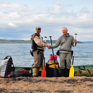 Konec cesty po šesti týdnech u Otročího jezera. Zvládli jsme to!