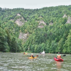 Plujeme za pltěm v úchvatné krajině NP Pieniny na Dunajci