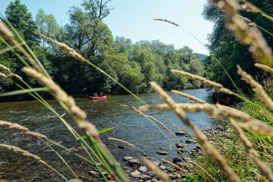 Hron ocení nejen vodáci, ale také milovníci přírody.